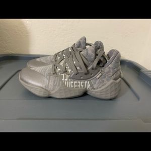 Adidas Harden Vol 4 sneakers